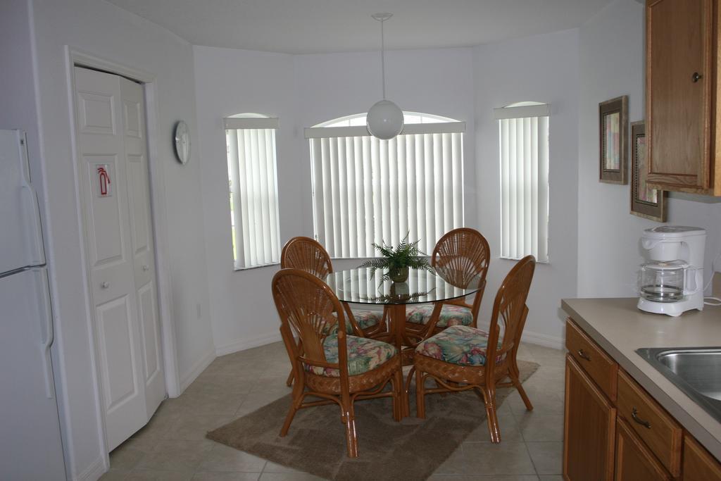 Villa Met Prive Zwembad Nabij Orlando Optional Heated Pool Dundee Стая снимка